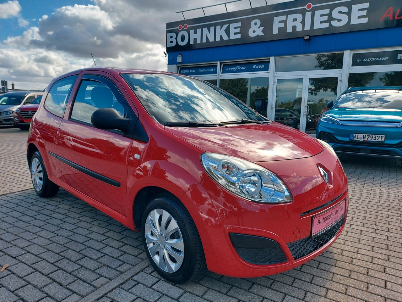 Renault Twingo Authentique DAB nur 37000km - Automóvel: foto 1 Renault Twingo Authentique DAB nur 37000km - Automóvel: foto 1