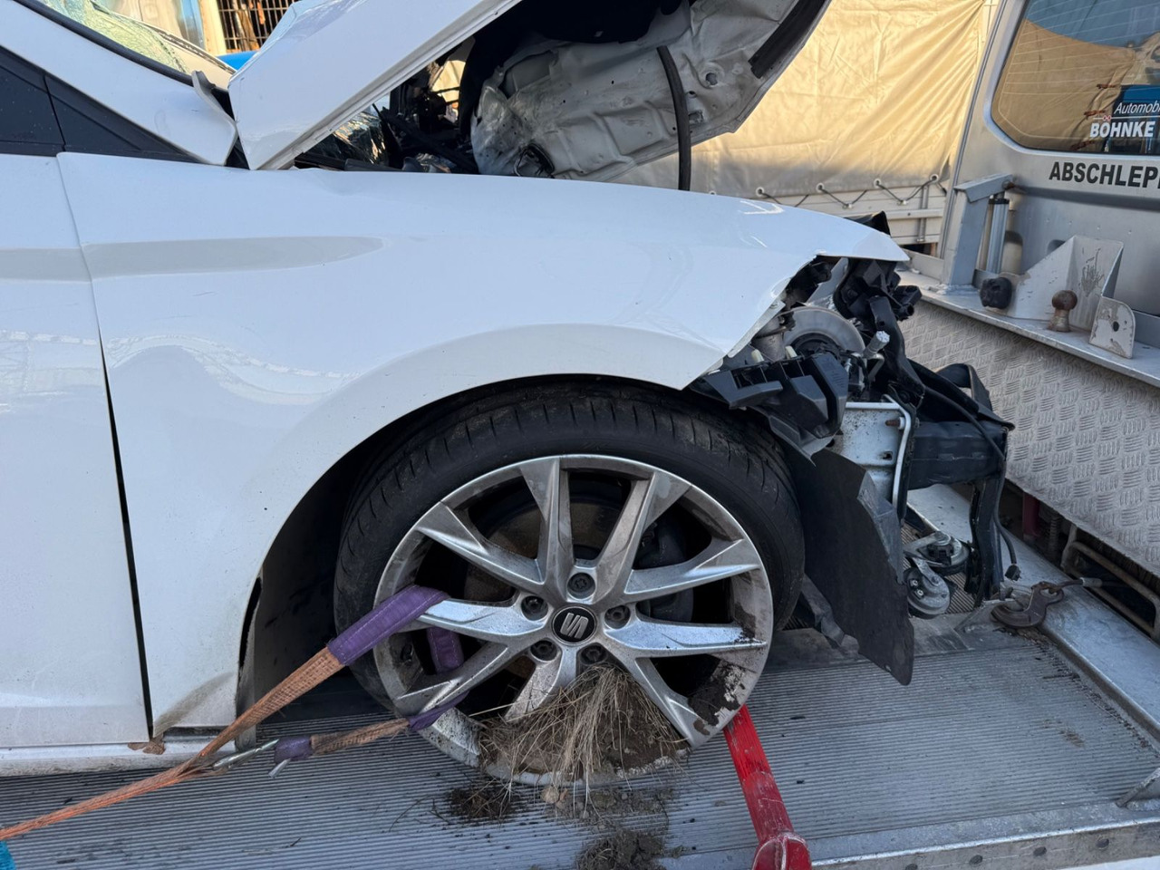 Seat Leon ST FR LED LEDER NAVI PDC KAMERA - Carro perua: foto 3 Seat Leon ST FR LED LEDER NAVI PDC KAMERA - Carro perua: foto 3