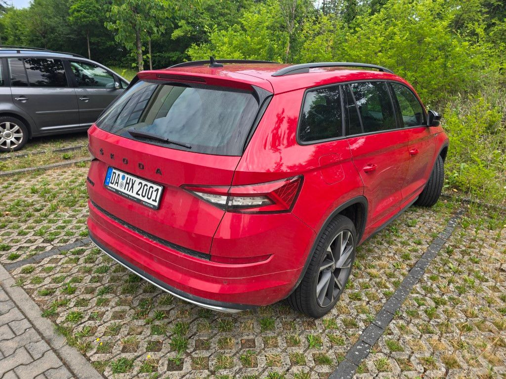 Skoda Kodiaq Sportline LED AUTOMATIK NAVI ALCANTARA - SUV: foto 4 Skoda Kodiaq Sportline LED AUTOMATIK NAVI ALCANTARA - SUV: foto 4