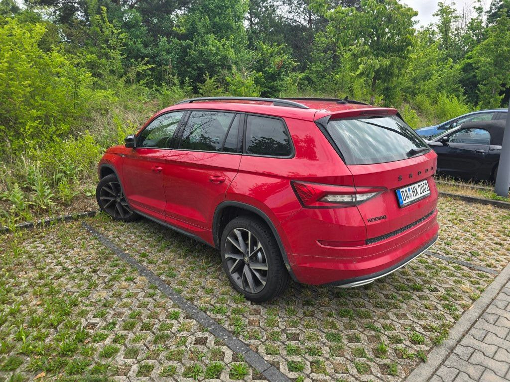 Skoda Kodiaq Sportline LED AUTOMATIK NAVI ALCANTARA - SUV: foto 3 Skoda Kodiaq Sportline LED AUTOMATIK NAVI ALCANTARA - SUV: foto 3