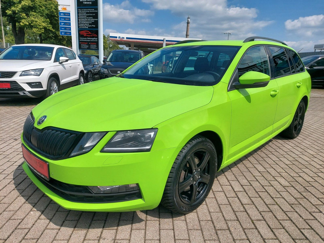 Skoda Octavia Combi Soleil DSG LED Radar ACC - Automóvel: foto 5 Skoda Octavia Combi Soleil DSG LED Radar ACC - Automóvel: foto 5