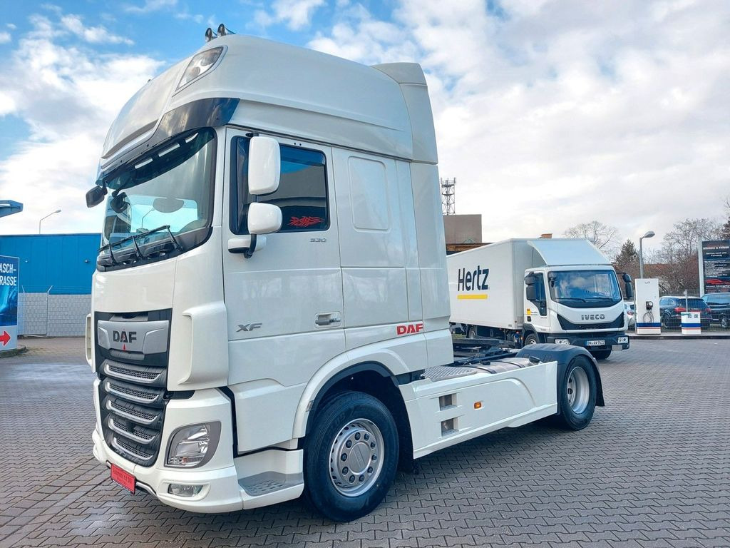 DAF XF 530 FT SuperSpaceCab ACC Luftfeder Retarder - Tractor: foto 4 DAF XF 530 FT SuperSpaceCab ACC Luftfeder Retarder - Tractor: foto 4