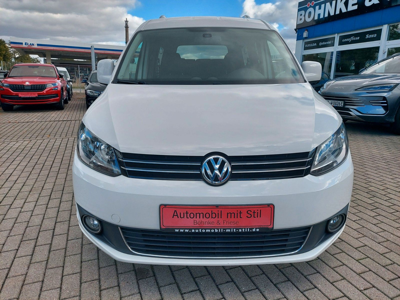 Volkswagen Caddy Kombi Maxi Comfortline 7 Sitze Team - Furgão de passageiros: foto 3 Volkswagen Caddy Kombi Maxi Comfortline 7 Sitze Team - Furgão de passageiros: foto 3