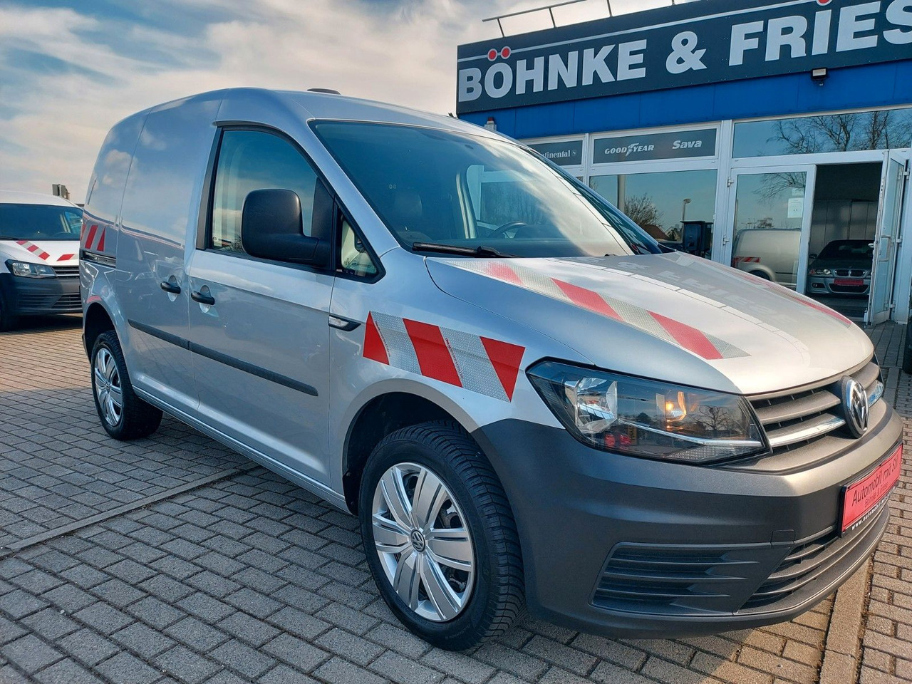 Volkswagen Caddy Nfz Kasten BMT 4Motion Navi Klima Standhei - Furgão de passageiros: foto 3 Volkswagen Caddy Nfz Kasten BMT 4Motion Navi Klima Standhei - Furgão de passageiros: foto 3
