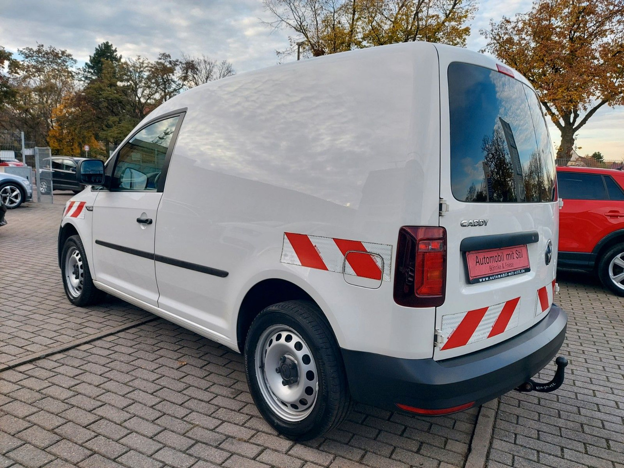 Volkswagen Caddy Nfz Kasten BMT LED AHK 11/26 TÜV - Furgão de passageiros: foto 5 Volkswagen Caddy Nfz Kasten BMT LED AHK 11/26 TÜV - Furgão de passageiros: foto 5