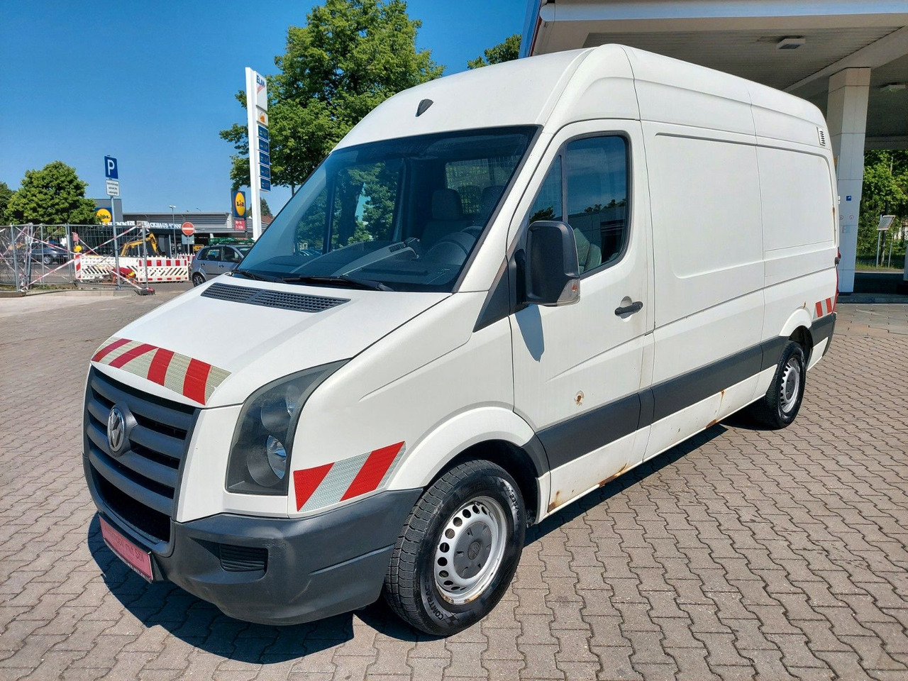Volkswagen Crafter Kasten 35 mittel L2H2 Hochdach KLIMA AHK - Furgão de passageiros: foto 4 Volkswagen Crafter Kasten 35 mittel L2H2 Hochdach KLIMA AHK - Furgão de passageiros: foto 4