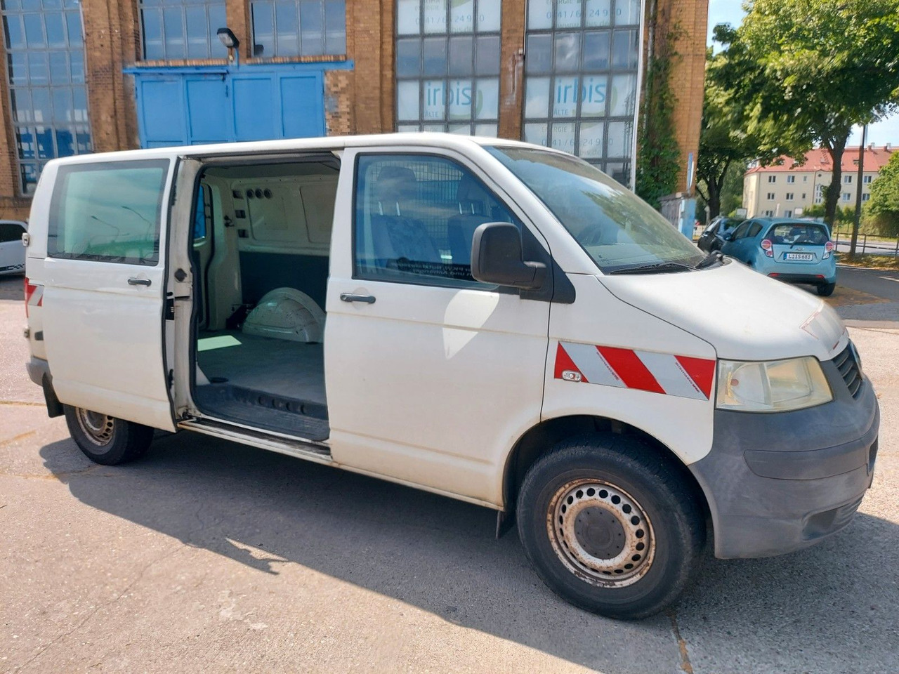 Volkswagen T5 Transporter Kombi Kasten 4Motion lang - Furgão de passageiros: foto 1 Volkswagen T5 Transporter Kombi Kasten 4Motion lang - Furgão de passageiros: foto 1