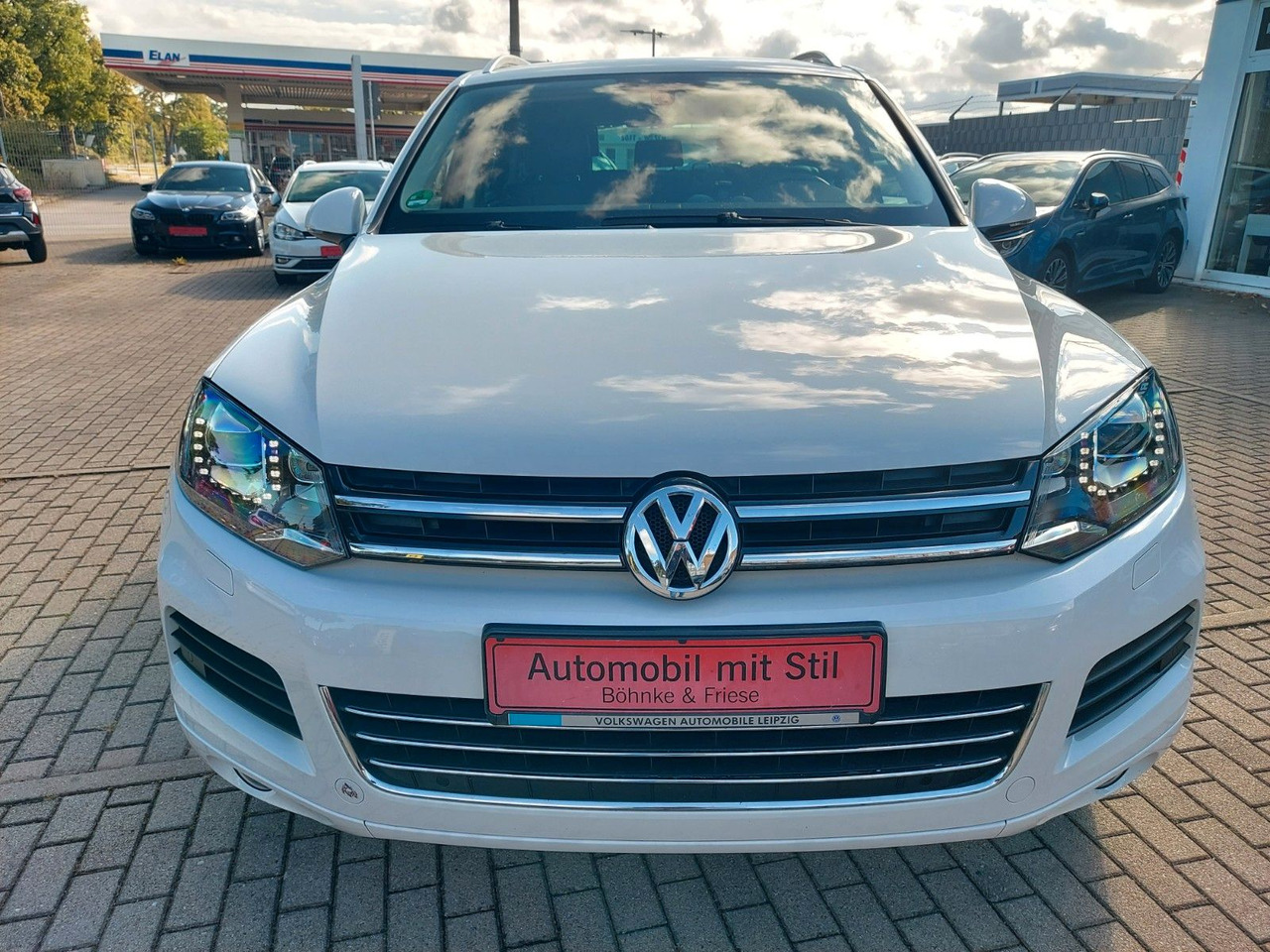 Volkswagen Touareg V6 TDI Xenon Leder DAB Luft Standheiz - SUV: foto 2 Volkswagen Touareg V6 TDI Xenon Leder DAB Luft Standheiz - SUV: foto 2