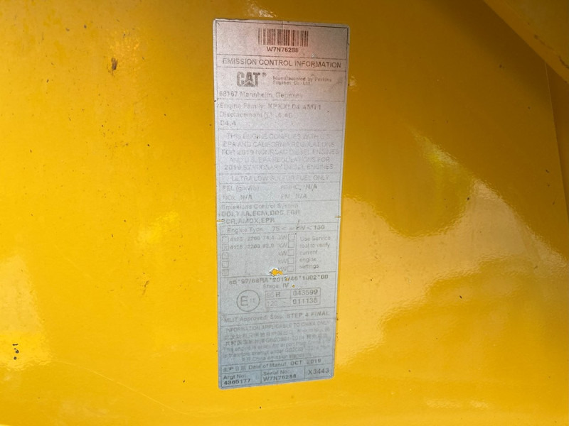 Retroescavadeira Caterpillar 432F2 NVT: foto 17