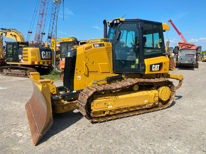 Caterpillar D5K2 XL NVT - Buldôzer: foto 1 Caterpillar D5K2 XL NVT - Buldôzer: foto 1