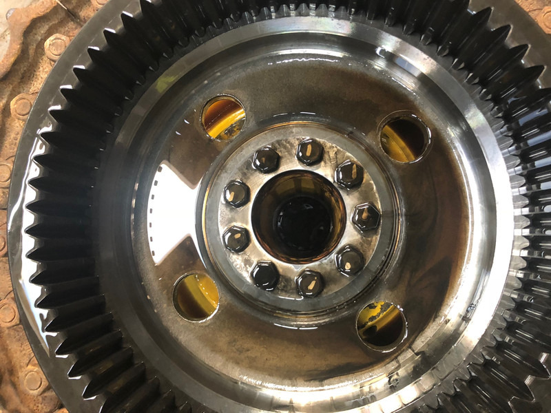 Komatsu D65-15 Final Drive OEM 14X2700310 - Comando final: foto 4 Komatsu D65-15 Final Drive OEM 14X2700310 - Comando final: foto 4