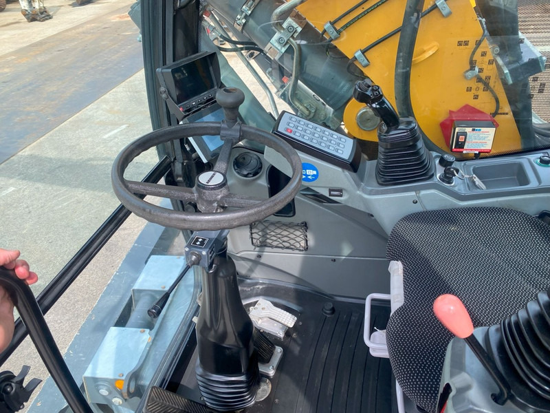 Liebherr A914 NVT - Escavadeira de rodas: foto 4 Liebherr A914 NVT - Escavadeira de rodas: foto 4