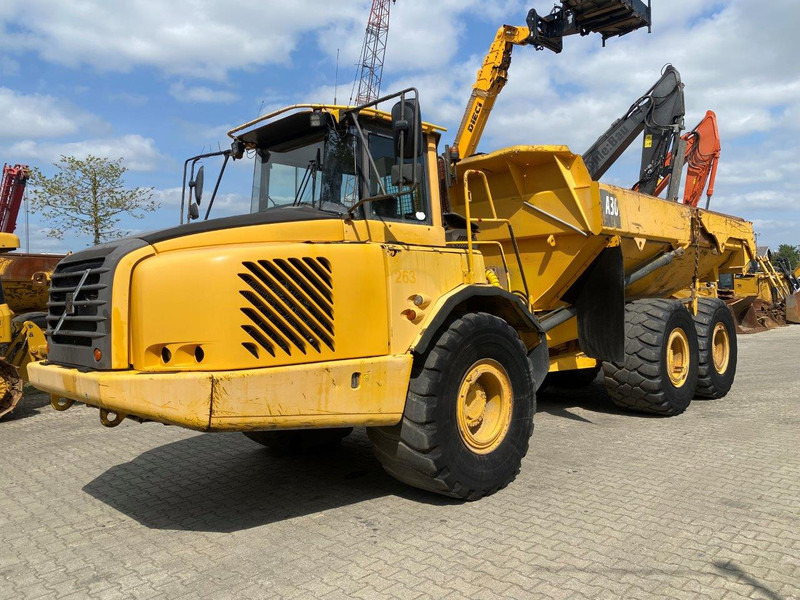 Volvo A30D 6x6 dumper articulated hauler NVT - Caminhão articulado: foto 1 Volvo A30D 6x6 dumper articulated hauler NVT - Caminhão articulado: foto 1