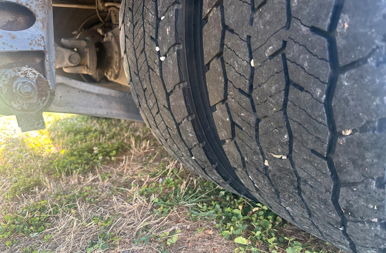 Caminhão furgão DAF LF 55.220 FURGONE 8 MT.: foto 9 Caminhão furgão DAF LF 55.220 FURGONE 8 MT.: foto 9