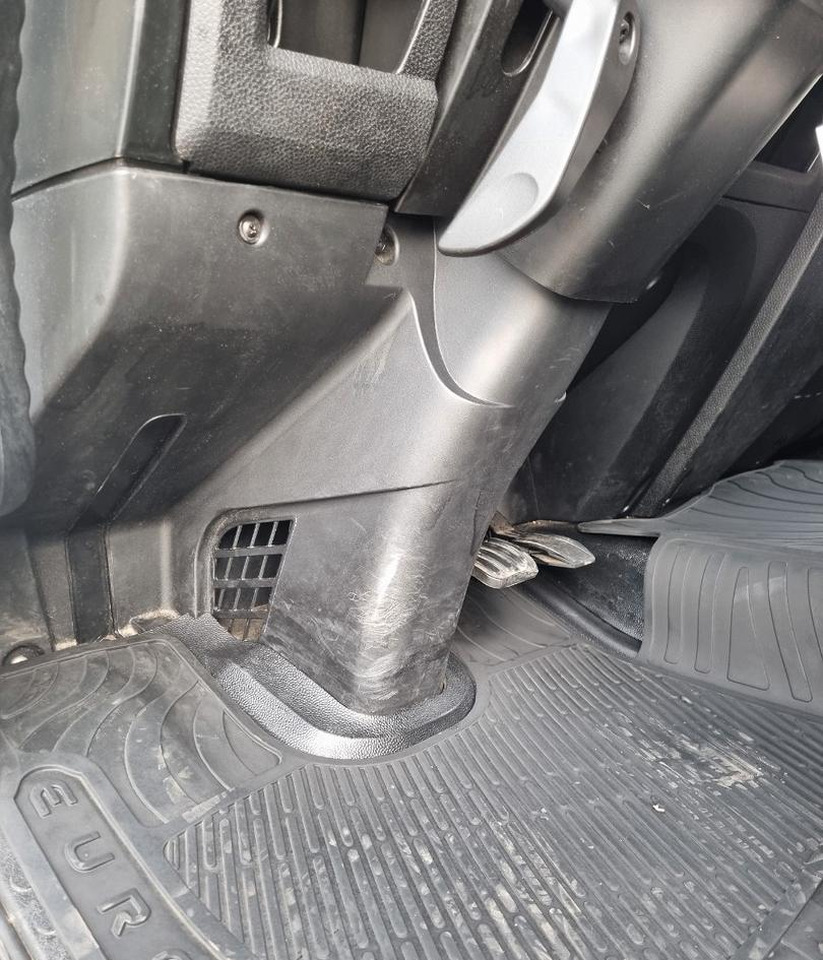 Caminhão com lona Iveco 120e25p centin asponda euro 6: foto 9