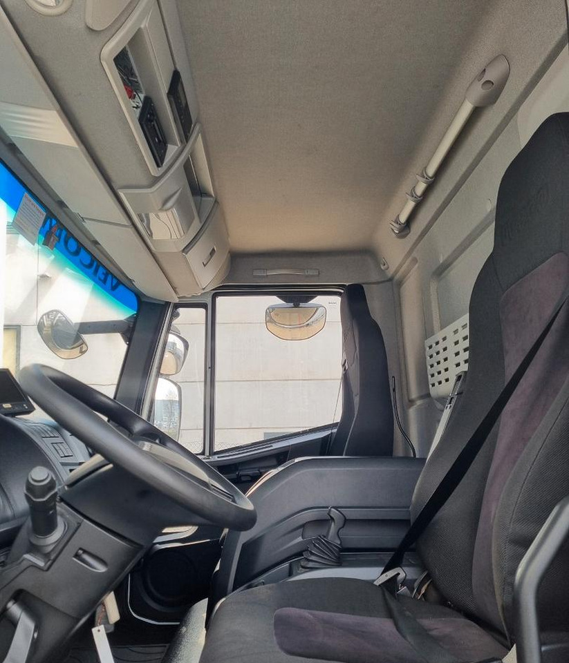 Caminhão com lona Iveco 120e25p centin asponda euro 6: foto 10