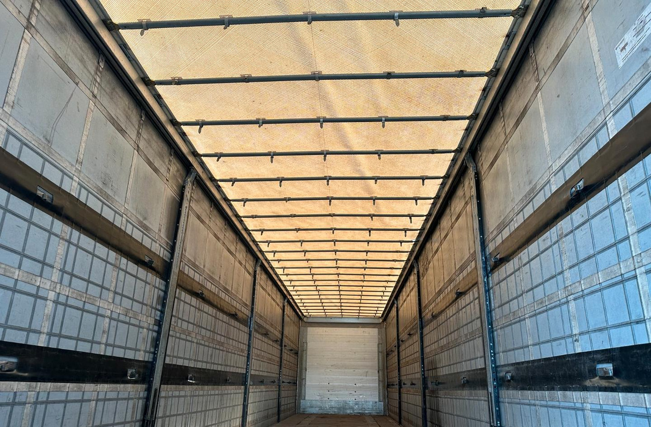 Semirimorchio schmitz cargobull 3 assi - Semi-reboque de lona: foto 3 Semirimorchio schmitz cargobull 3 assi - Semi-reboque de lona: foto 3