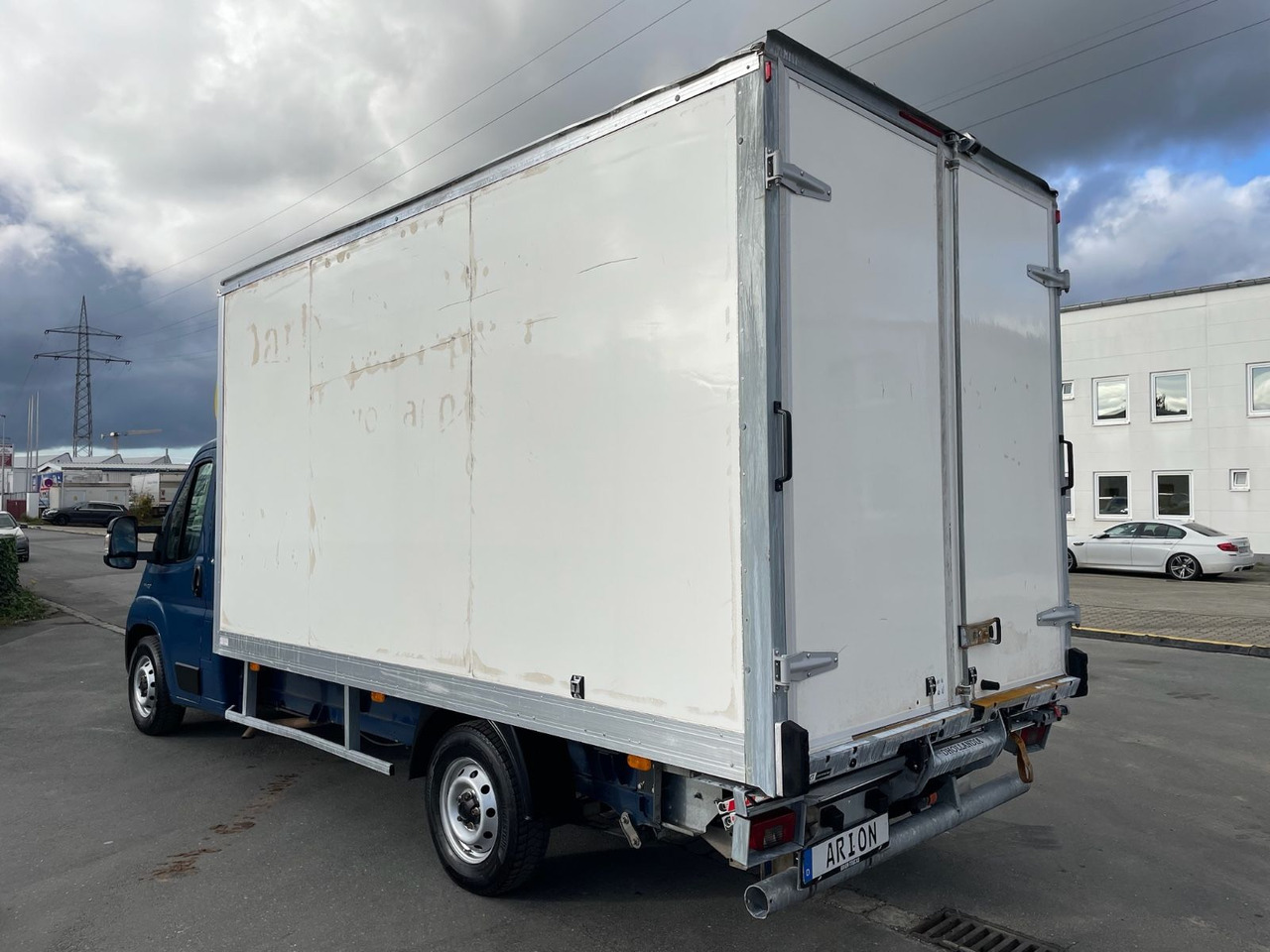 Fiat Ducato Maxi 30 L4H2 Koffer/LBW/AC/NAV/CAM/EU6 - Carrinha de contentor: foto 5 Fiat Ducato Maxi 30 L4H2 Koffer/LBW/AC/NAV/CAM/EU6 - Carrinha de contentor: foto 5