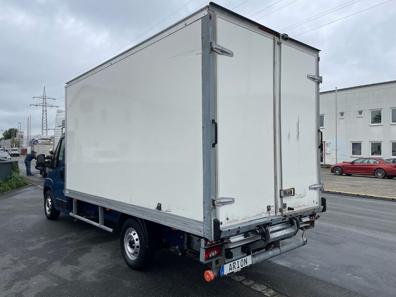 Fiat Ducato Maxi 35 L4H2 Koffer/LBW/AC/NAV/CAM/EU6d - Carrinha de contentor: foto 4 Fiat Ducato Maxi 35 L4H2 Koffer/LBW/AC/NAV/CAM/EU6d - Carrinha de contentor: foto 4