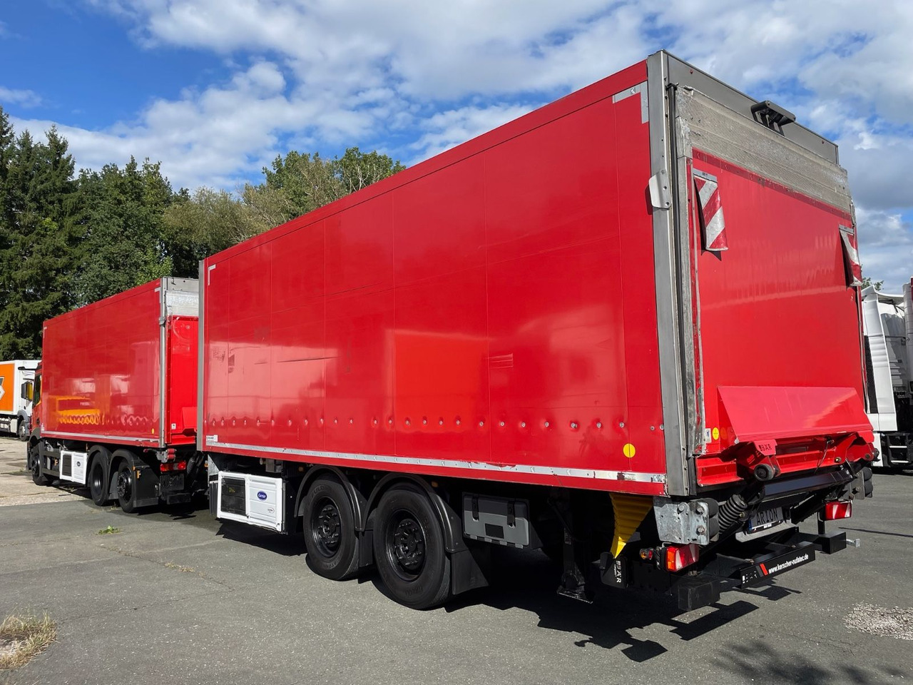 Mercedes-Benz Actros 2543 6x2 Kühlkoffer/CARRIER/KERSCHER/EU6d - Caminhão frigorífico: foto 4 Mercedes-Benz Actros 2543 6x2 Kühlkoffer/CARRIER/KERSCHER/EU6d - Caminhão frigorífico: foto 4