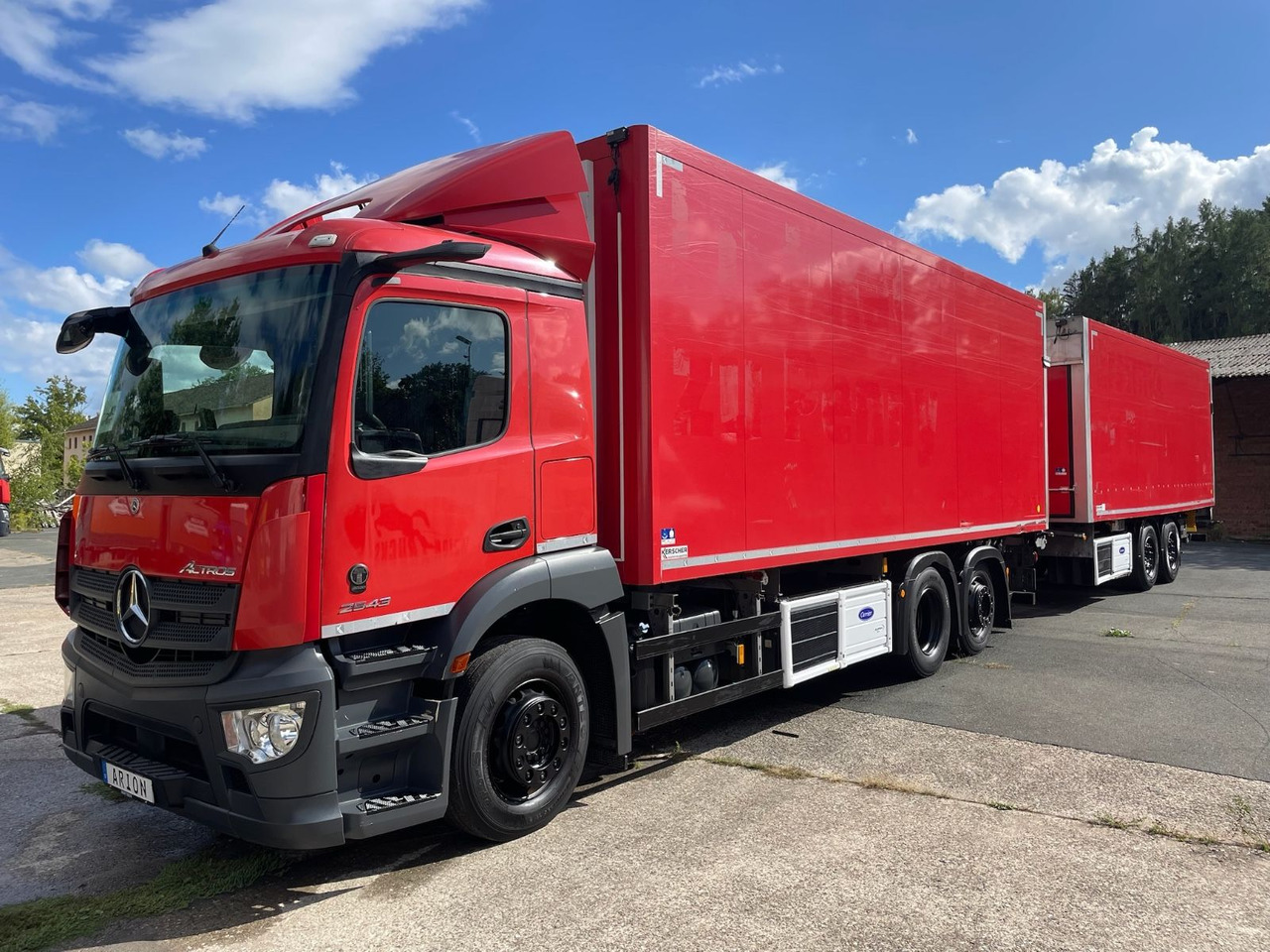 Mercedes-Benz Actros 2543 6x2 Kühlkoffer/CARRIER/KERSCHER/EU6d - Caminhão frigorífico: foto 3 Mercedes-Benz Actros 2543 6x2 Kühlkoffer/CARRIER/KERSCHER/EU6d - Caminhão frigorífico: foto 3