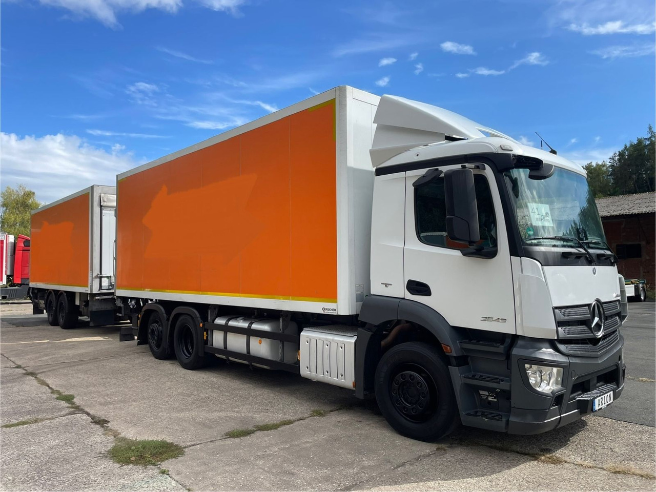 Mercedes-Benz Antos 2543 6x2 Kühlkoffer/CARRIER/NLA/LBW/AC/EU6 - Caminhão frigorífico: foto 1 Mercedes-Benz Antos 2543 6x2 Kühlkoffer/CARRIER/NLA/LBW/AC/EU6 - Caminhão frigorífico: foto 1