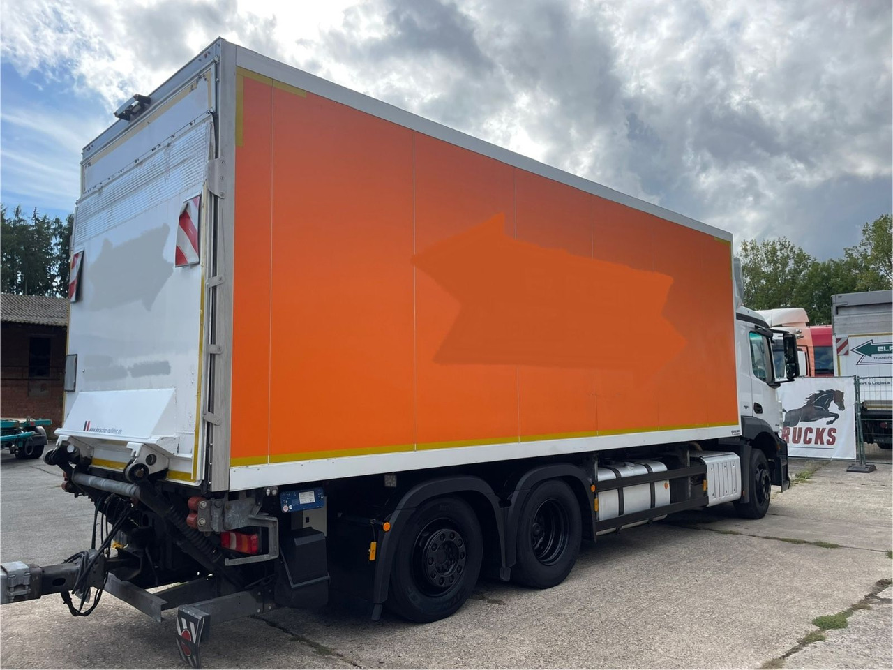 Mercedes-Benz Antos 2543 6x2 Kühlkoffer/CARRIER/NLA/LBW/AC/EU6 - Caminhão frigorífico: foto 5 Mercedes-Benz Antos 2543 6x2 Kühlkoffer/CARRIER/NLA/LBW/AC/EU6 - Caminhão frigorífico: foto 5