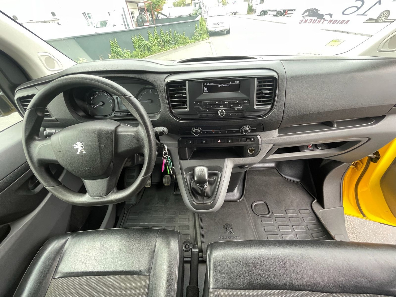 Furgão compacto Peugeot Expert Kasten Pro L3/2.0 BlueHDI/AC/15xVerfügbar: foto 12