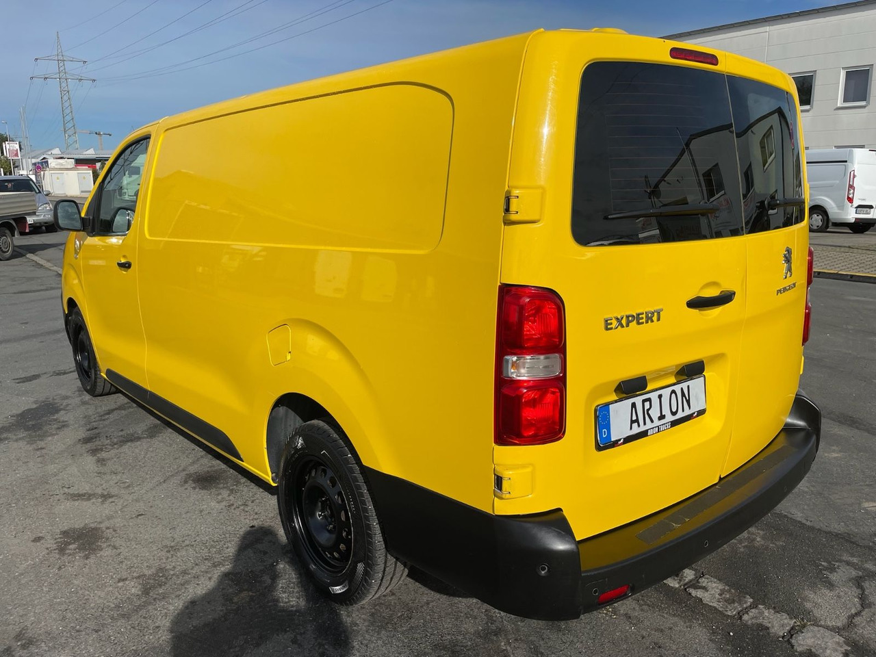 Peugeot Expert Kasten Pro L3/2.0 BlueHDI/AC/15xVerfügbar - Furgão compacto: foto 4 Peugeot Expert Kasten Pro L3/2.0 BlueHDI/AC/15xVerfügbar - Furgão compacto: foto 4