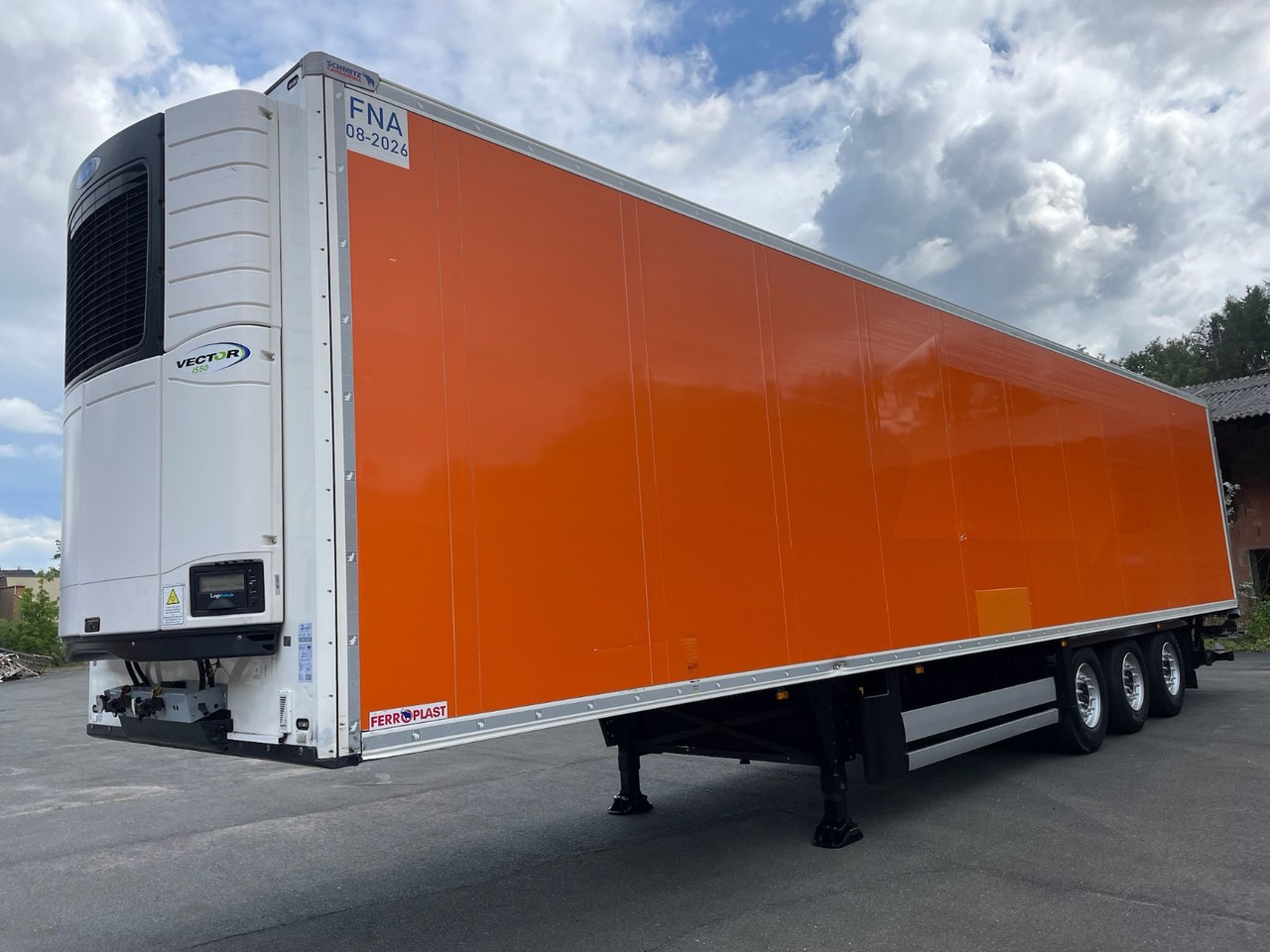 Schmitz Cargobull SCB*S3B/CARRIER/Vector1550/LBW/BÄR/2327h/13,4m - Semireboque frigorífico: foto 3 Schmitz Cargobull SCB*S3B/CARRIER/Vector1550/LBW/BÄR/2327h/13,4m - Semireboque frigorífico: foto 3