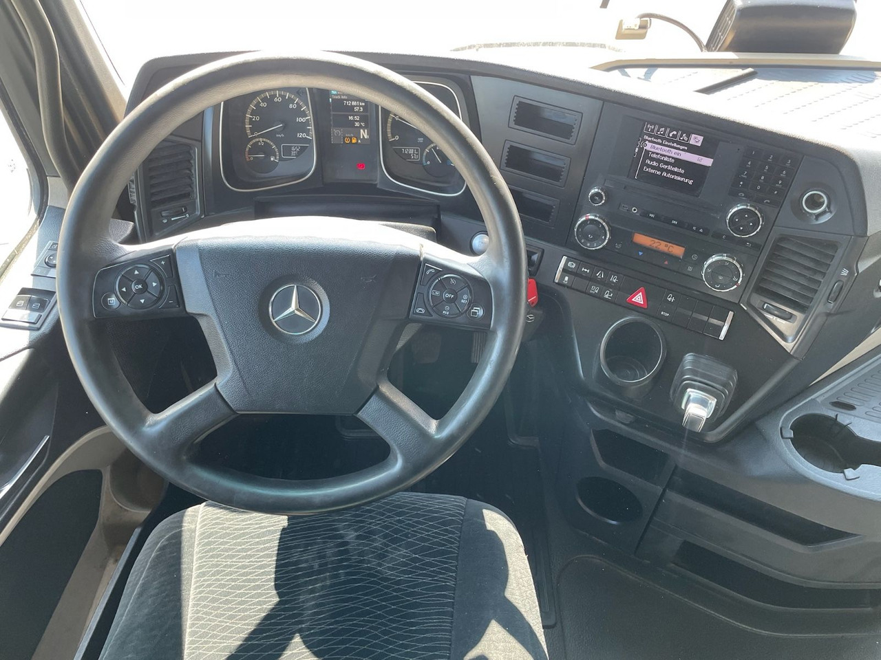 Tractor Mercedes-Benz Actros 1843 4x2 MEGA/Standheizung/ACC/2xTank/EU6: foto 11