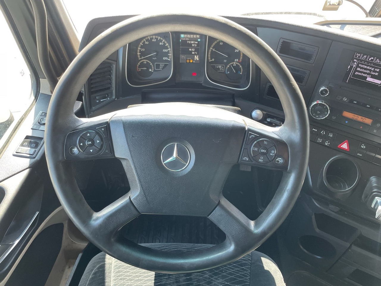 Tractor Mercedes-Benz Actros 1843 4x2 MEGA/Standheizung/ACC/2xTank/EU6: foto 12