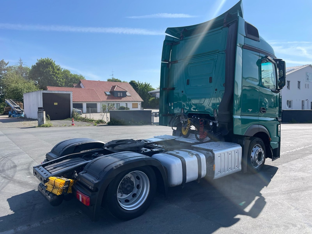 Tractor Mercedes-Benz Actros 1843 4x2 MEGA/Standheizung/ACC/2xTank/EU6: foto 6