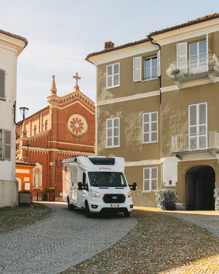 Etrusco T 7.3 QCF - Autocaravana perfilada: foto 4 Etrusco T 7.3 QCF - Autocaravana perfilada: foto 4