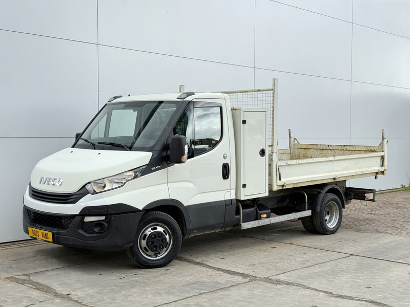 Iveco Daily 35C12 2.3 Kipper Dubbellucht 3.5t Trekhaak Airco Cruise Control Luchtgeveerde stoel - Furgão basculante: foto 2 Iveco Daily 35C12 2.3 Kipper Dubbellucht 3.5t Trekhaak Airco Cruise Control Luchtgeveerde stoel - Furgão basculante: foto 2