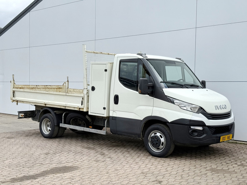 Iveco Daily 35C12 2.3 Kipper Dubbellucht 3.5t Trekhaak Airco Cruise Control Luchtgeveerde stoel - Furgão basculante: foto 5 Iveco Daily 35C12 2.3 Kipper Dubbellucht 3.5t Trekhaak Airco Cruise Control Luchtgeveerde stoel - Furgão basculante: foto 5