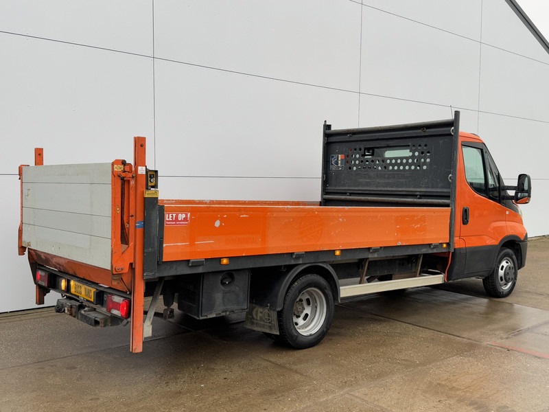 Iveco Daily 35C15 Open Laadbak 3.5t Trekhaak Laadklep Pritische Pick up - Furgão caixa aberta: foto 3 Iveco Daily 35C15 Open Laadbak 3.5t Trekhaak Laadklep Pritische Pick up - Furgão caixa aberta: foto 3