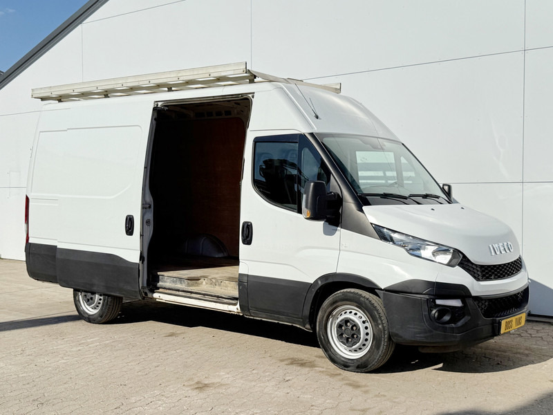 Iveco Daily 35S13 ***Marge/Margin***Automaat L2H2 Climate Control Cruise Control Trekhaak Navigatie Imperiaal - Furgão: foto 5 Iveco Daily 35S13 ***Marge/Margin***Automaat L2H2 Climate Control Cruise Control Trekhaak Navigatie Imperiaal - Furgão: foto 5