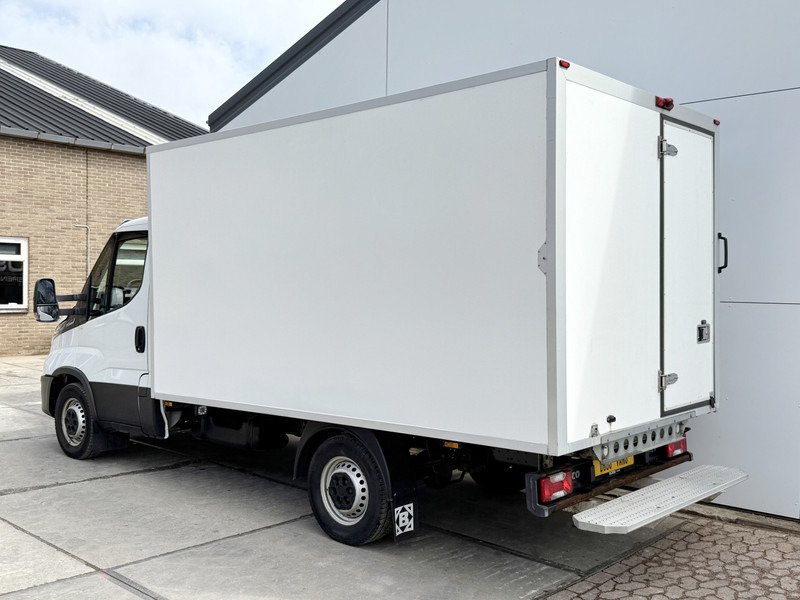 Iveco Daily 35S14 2.3 Automaat Climate Control Cruise Control Camera Standkachel Kuhlkoffer Koelwagen - Carrinha frigorífica: foto 2 Iveco Daily 35S14 2.3 Automaat Climate Control Cruise Control Camera Standkachel Kuhlkoffer Koelwagen - Carrinha frigorífica: foto 2