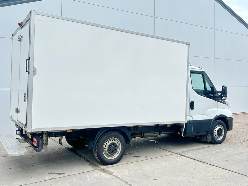 Iveco Daily 35S14 2.3 Automaat Koel/vrieswagen Kühlkoffer Carrier-20°C Climate Control Cruise Control Camera - Carrinha frigorífica: foto 4 Iveco Daily 35S14 2.3 Automaat Koel/vrieswagen Kühlkoffer Carrier-20°C Climate Control Cruise Control Camera - Carrinha frigorífica: foto 4