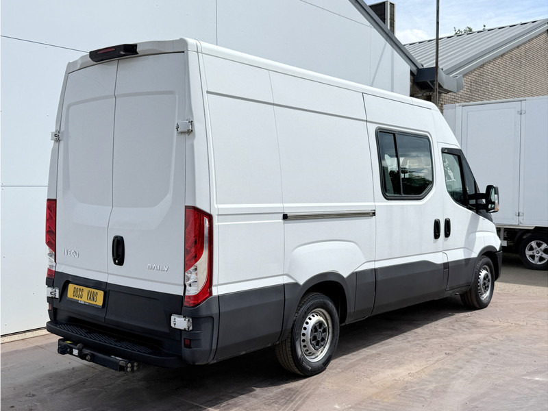 Iveco Daily 35S14 2.3 L2H2 Dubbele Cabine 7 Stoelen Mixto DoKa Airco Cruise Control Trekhaak 3.5t Lucht geveerde stoel - Furgão, Carrinha cabine dupla: foto 3 Iveco Daily 35S14 2.3 L2H2 Dubbele Cabine 7 Stoelen Mixto DoKa Airco Cruise Control Trekhaak 3.5t Lucht geveerde stoel - Furgão, Carrinha cabine dupla: foto 3
