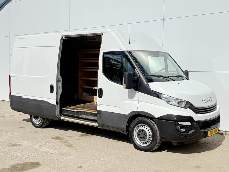 Iveco Daily 35S14 L2H2 Luchtvering Trekhaak Cruise Control Climate Control Lucht Geveerde Bestuurdersstoel - Furgão: foto 5 Iveco Daily 35S14 L2H2 Luchtvering Trekhaak Cruise Control Climate Control Lucht Geveerde Bestuurdersstoel - Furgão: foto 5