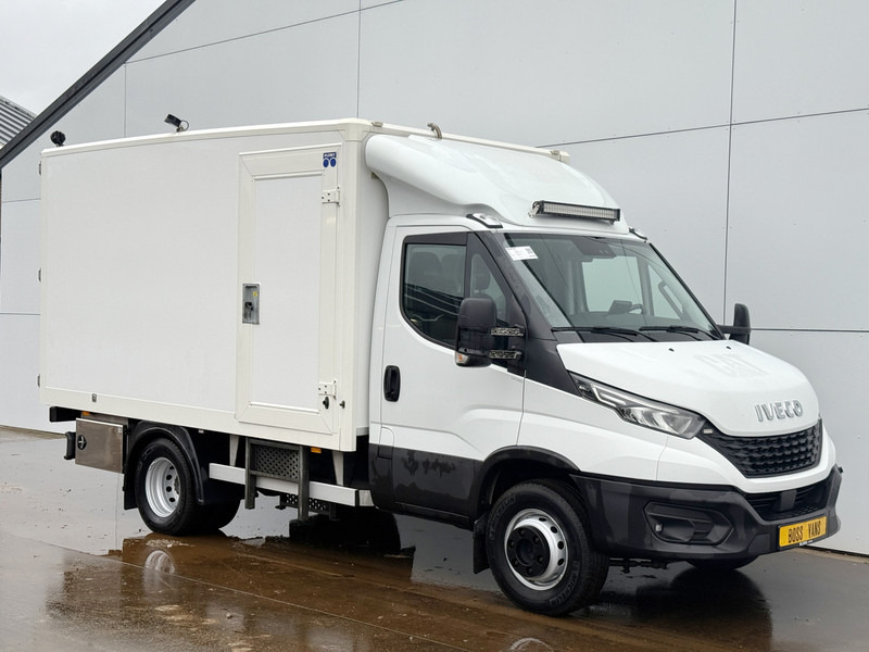 Iveco Daily Daily 70C18 3.0 *Service bus / Inbouw* LED Climate Control Cruise Control Tachograaf Standkachel Trekhaak Camera Stoelverwarming - Carrinha de contentor: foto 4 Iveco Daily Daily 70C18 3.0 *Service bus / Inbouw* LED Climate Control Cruise Control Tachograaf Standkachel Trekhaak Camera Stoelverwarming - Carrinha de contentor: foto 4