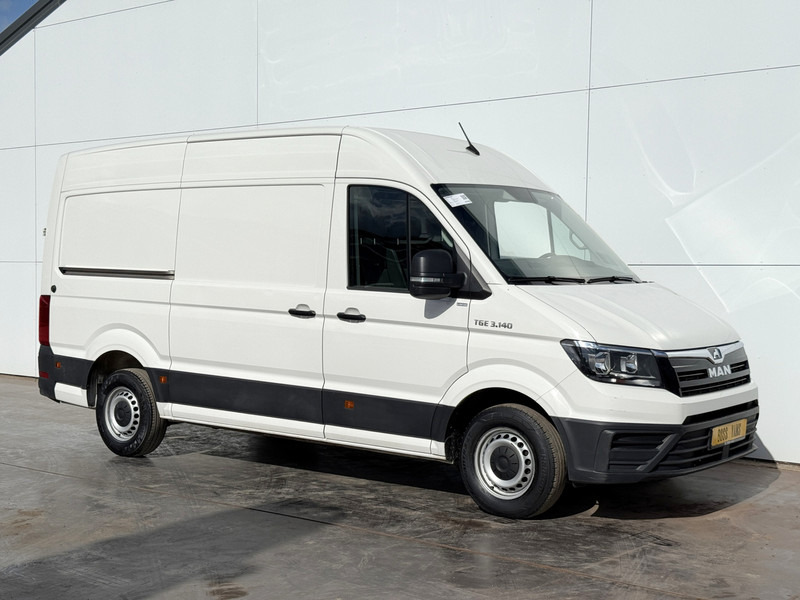 MAN TGE 3.140 2.0 TDI L3H3 Airco Cruise Control Trekhaak Carplay Camera Navigatie - Furgão: foto 4 MAN TGE 3.140 2.0 TDI L3H3 Airco Cruise Control Trekhaak Carplay Camera Navigatie - Furgão: foto 4