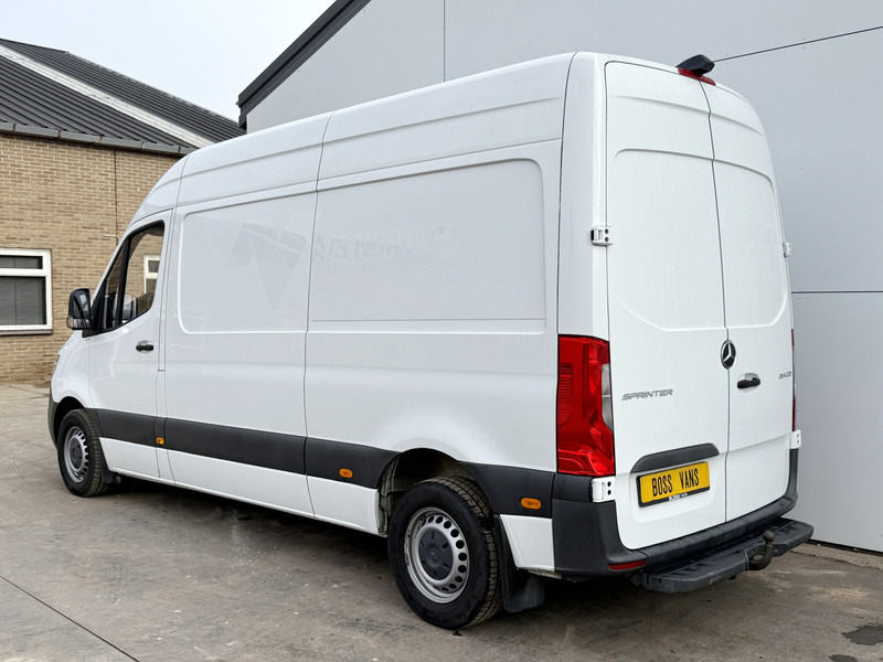 Mercedes-Benz Sprinter 214 2.2 CDI L2H2 Climate Control Cruise Control Trekhaak Carplay Camera - Furgão compacto: foto 2 Mercedes-Benz Sprinter 214 2.2 CDI L2H2 Climate Control Cruise Control Trekhaak Carplay Camera - Furgão compacto: foto 2