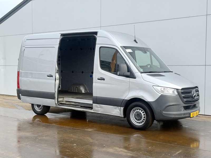 Mercedes-Benz Sprinter 315 1.9 CDI Automaat L2H2 Climate Control Carplay Camera Parkeersensoren voor achter - Furgão compacto: foto 5 Mercedes-Benz Sprinter 315 1.9 CDI Automaat L2H2 Climate Control Carplay Camera Parkeersensoren voor achter - Furgão compacto: foto 5