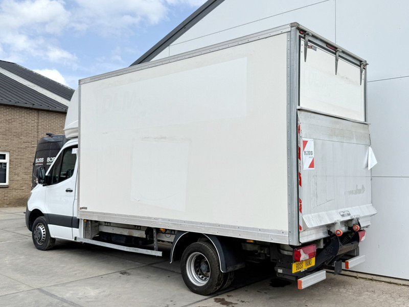 Mercedes-Benz Sprinter 514 2.2 CDI Dubbellucht Laadklep Airco Cruise Control Bakwagen Meubelbak Koffer - Carrinha de contentor: foto 2 Mercedes-Benz Sprinter 514 2.2 CDI Dubbellucht Laadklep Airco Cruise Control Bakwagen Meubelbak Koffer - Carrinha de contentor: foto 2