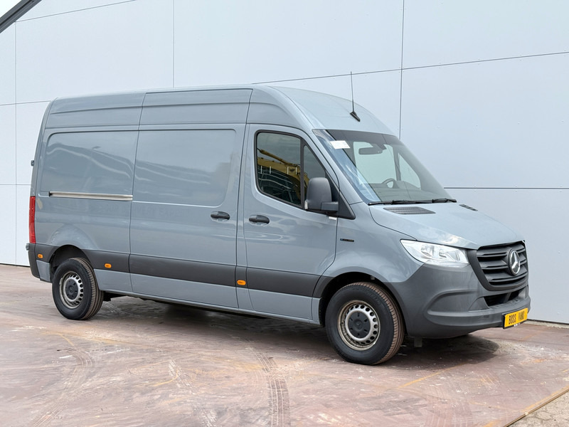 Mercedes-Benz eSprinter 312 L2H2 Elektrisch 41kWh 135km WLTP Climate Control Camera Stoelverwarming - Furgão, Carrinha elétrica: foto 4 Mercedes-Benz eSprinter 312 L2H2 Elektrisch 41kWh 135km WLTP Climate Control Camera Stoelverwarming - Furgão, Carrinha elétrica: foto 4