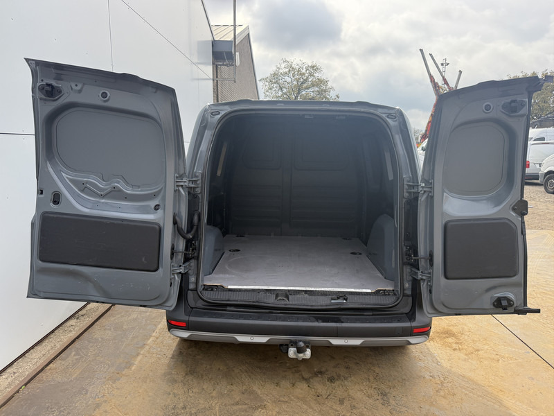 Furgão compacto Nissan Townstar N-Connecta 1.3 130PK **Benzine** L1H1 Airco Carplay Cruise Control Trekhaak Keyless Start Stoelverwarming Parkeersensoren voor achter: foto 11 Furgão compacto Nissan Townstar N-Connecta 1.3 130PK **Benzine** L1H1 Airco Carplay Cruise Control Trekhaak Keyless Start Stoelverwarming Parkeersensoren voor achter: foto 11