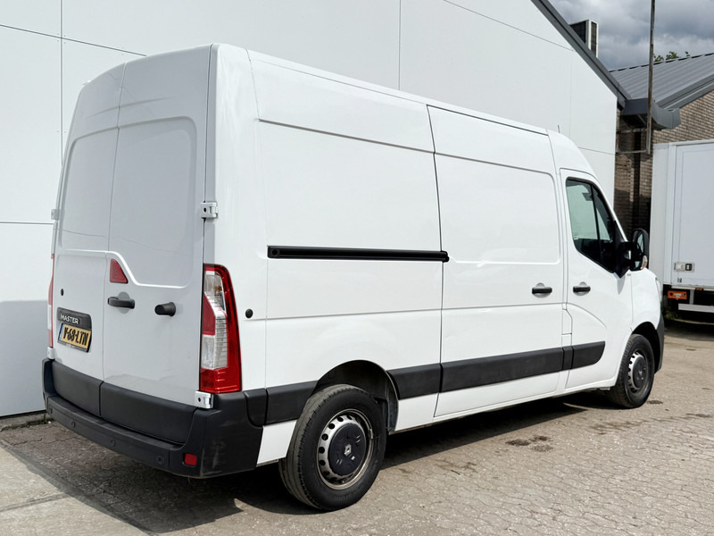 Renault Master T33 2.3 DCI 135PK L2H2 Airco Cruise Control Parkeersensoren LED - Furgão compacto: foto 3 Renault Master T33 2.3 DCI 135PK L2H2 Airco Cruise Control Parkeersensoren LED - Furgão compacto: foto 3